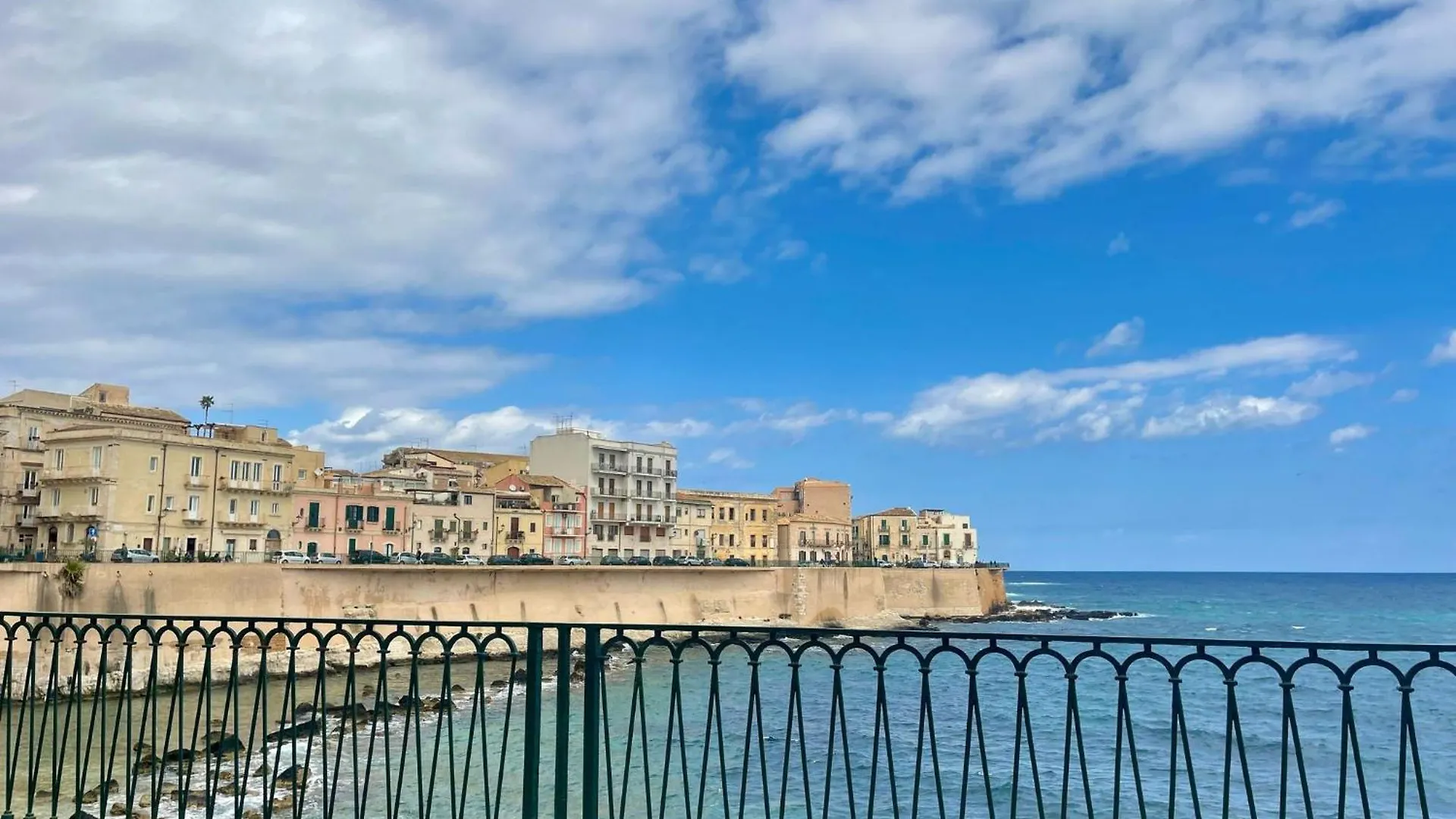 Hotel Leverblu House Marina d'Avola